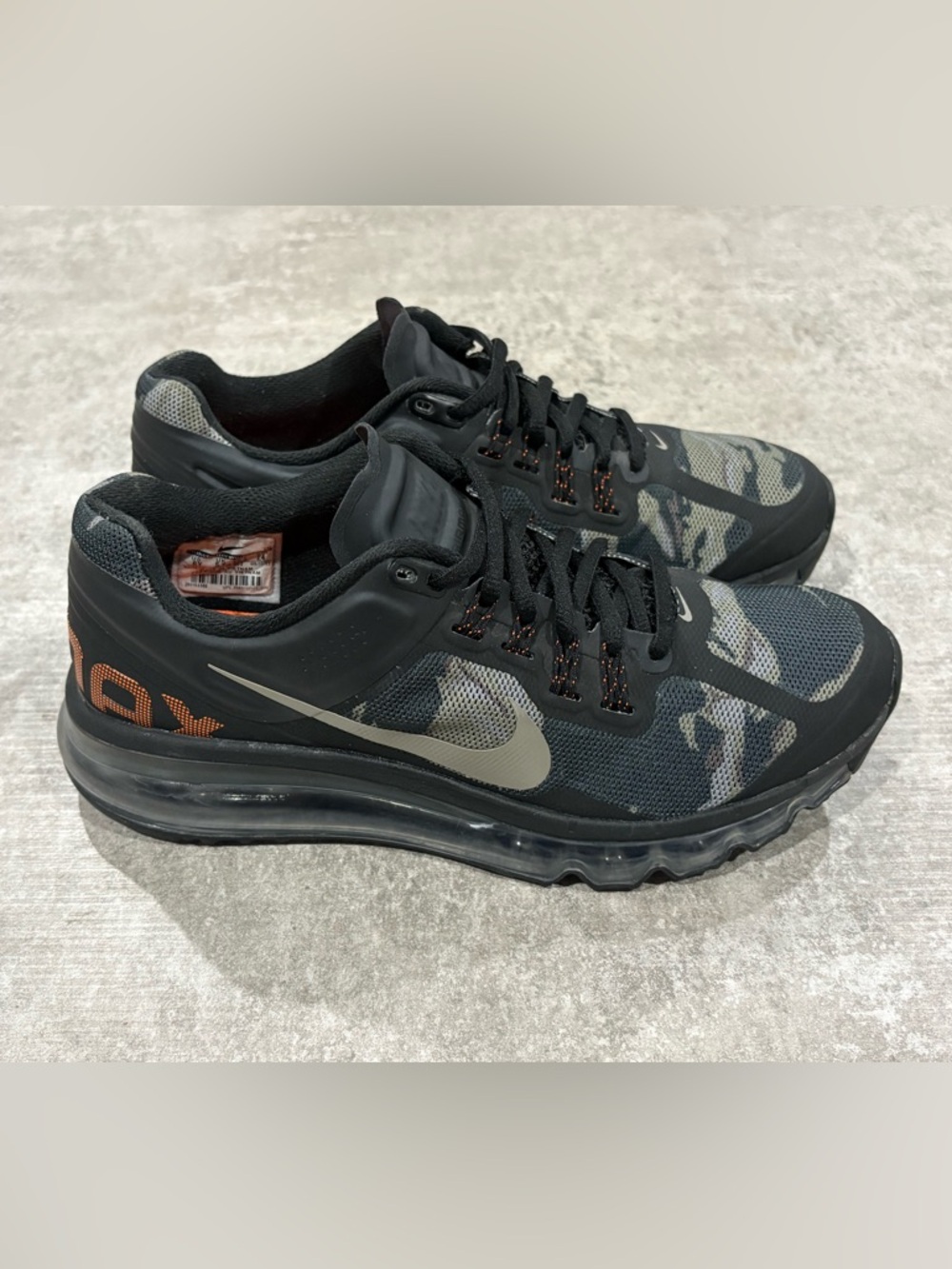 Nike Men’s Black/Camo Air Max Running Shoes